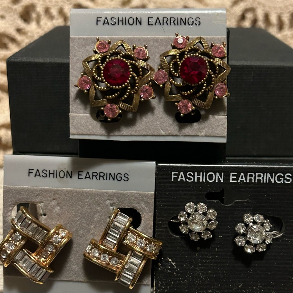 3 vintage clip on earrings